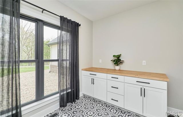 354 Pine Bluff Way, Troy, MO 63379