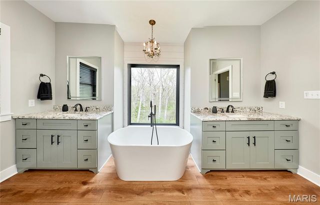 354 Pine Bluff Way, Troy, MO 63379