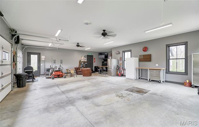 354 Pine Bluff Way, Troy, MO 63379