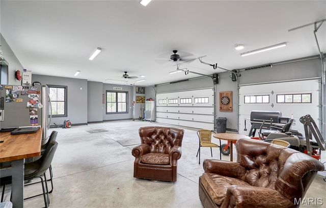 354 Pine Bluff Way, Troy, MO 63379