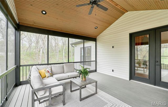 354 Pine Bluff Way, Troy, MO 63379