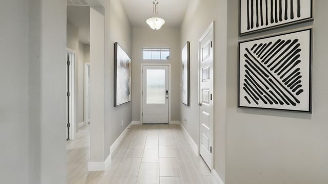 1905 CHEROKEE Lane, Cleburne, TX 76033