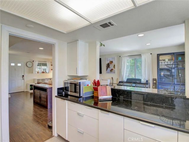 379 N Mentor Avenue 1, Pasadena, CA 91106