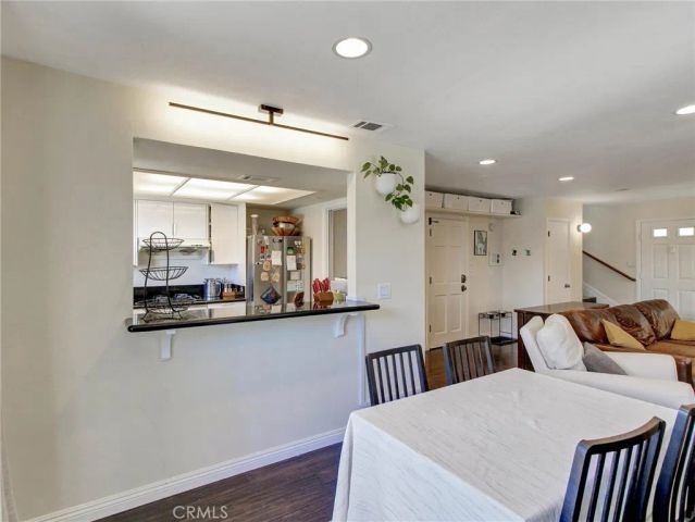 379 N Mentor Avenue 1, Pasadena, CA 91106
