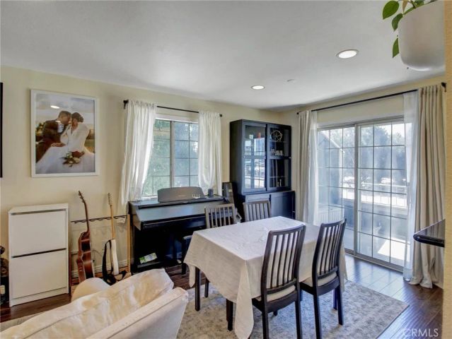 379 N Mentor Avenue 1, Pasadena, CA 91106