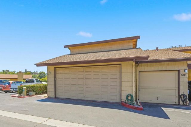 958 Marlin Drive, Vista, CA 92084