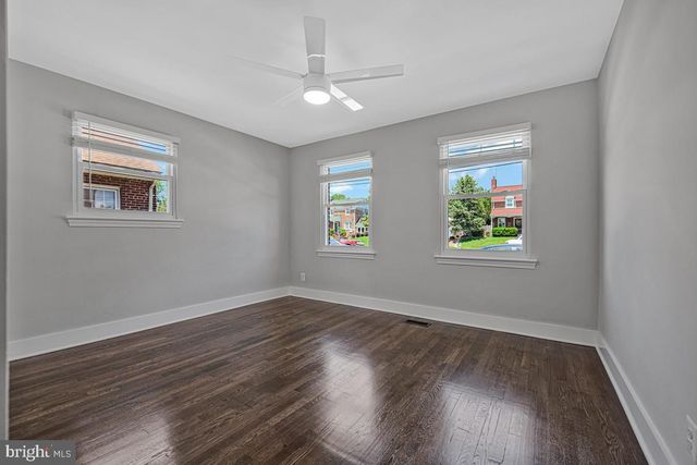 2105 QUEENS CHAPEL RD, Hyattsville, MD 20782