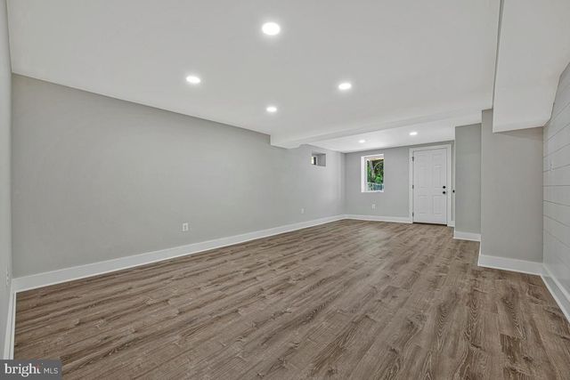 2105 QUEENS CHAPEL RD, Hyattsville, MD 20782