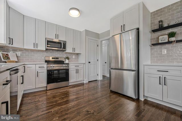 2105 QUEENS CHAPEL RD, Hyattsville, MD 20782