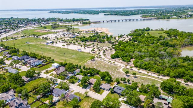 217 W Park Street, Little Elm, TX 75068