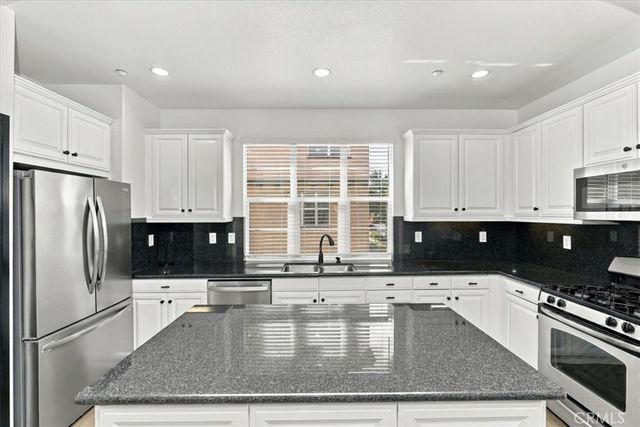 4433 Owens, Corona, CA 92883