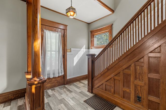 50 Douglas Street, Battle Creek, MI 49014