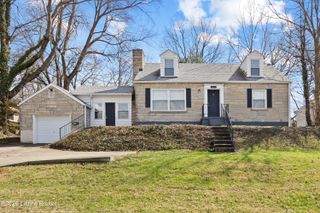5301 Alpine Way, Louisville, KY 40214