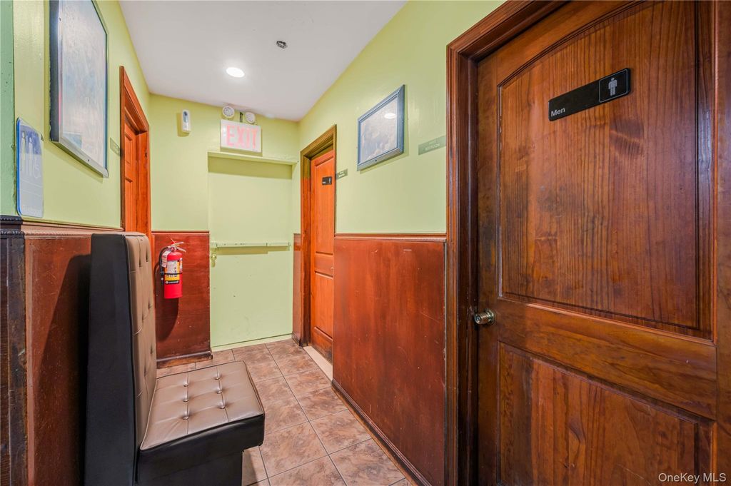 13889/91 FRANCIS LEWIS Boulevard, Rosedale, NY 11422 — photo 5