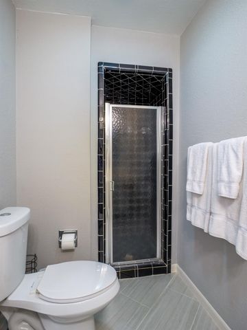 1110 Arbor LN, Marble Falls, TX 78654