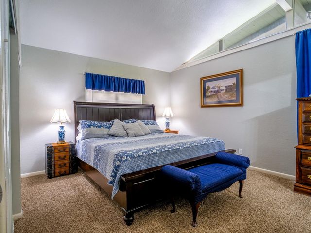 1110 Arbor LN, Marble Falls, TX 78654
