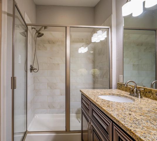 1110 Arbor LN, Marble Falls, TX 78654