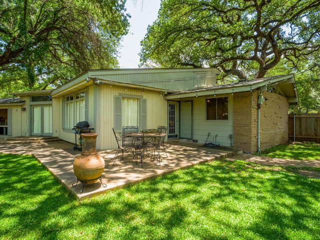 1110 Arbor LN, Marble Falls, TX 78654