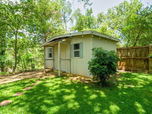 1110 Arbor LN, Marble Falls, TX 78654