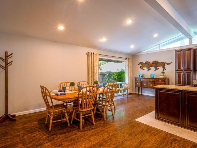 1110 Arbor LN, Marble Falls, TX 78654