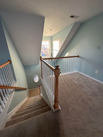 663 Flintrock Dr, Boiling Springs, SC 29316