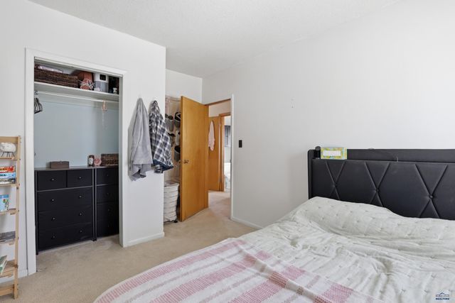 705 E DENVER, Rapid City, SD 57701