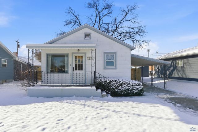 705 E DENVER, Rapid City, SD 57701