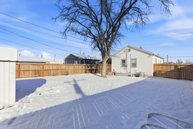 705 E DENVER, Rapid City, SD 57701