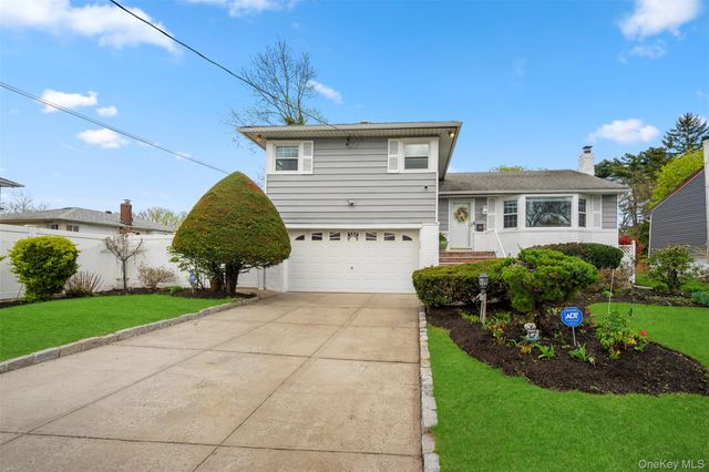 1239 Lynne Street, Baldwin, NY 11510