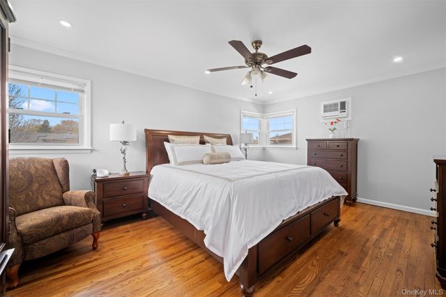 1239 Lynne Street, Baldwin, NY 11510