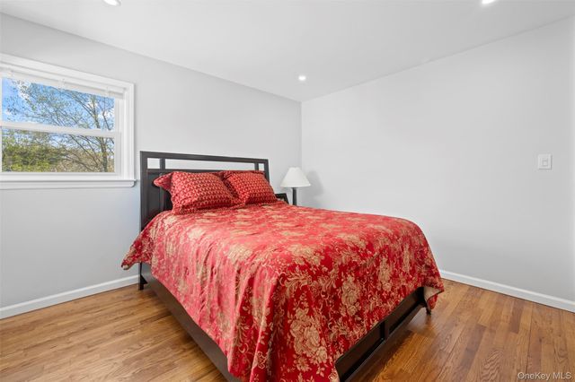 1239 Lynne Street, Baldwin, NY 11510
