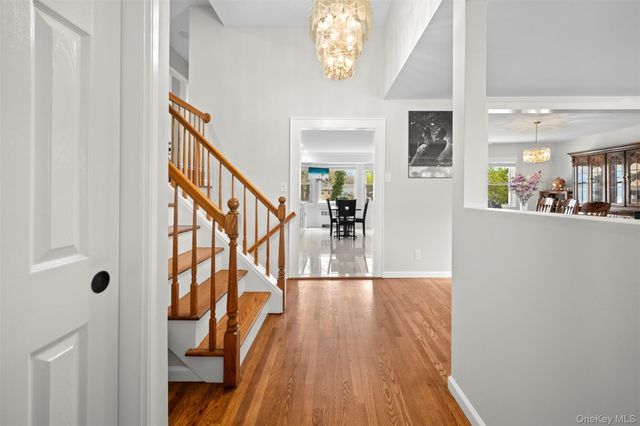 1239 Lynne Street, Baldwin, NY 11510