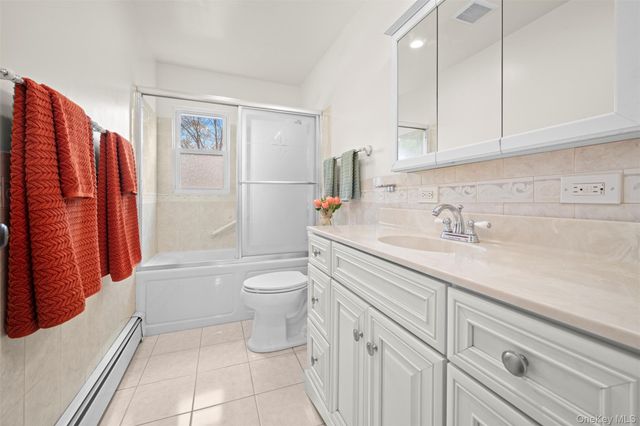 1239 Lynne Street, Baldwin, NY 11510