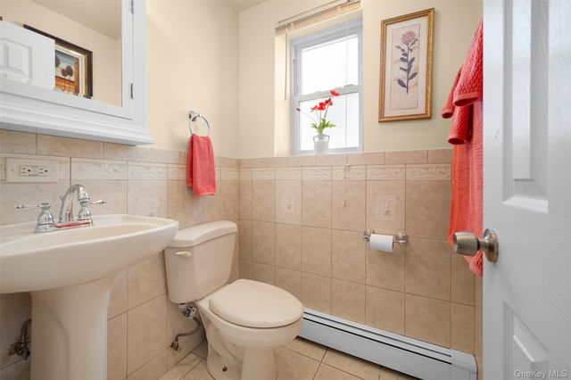 1239 Lynne Street, Baldwin, NY 11510