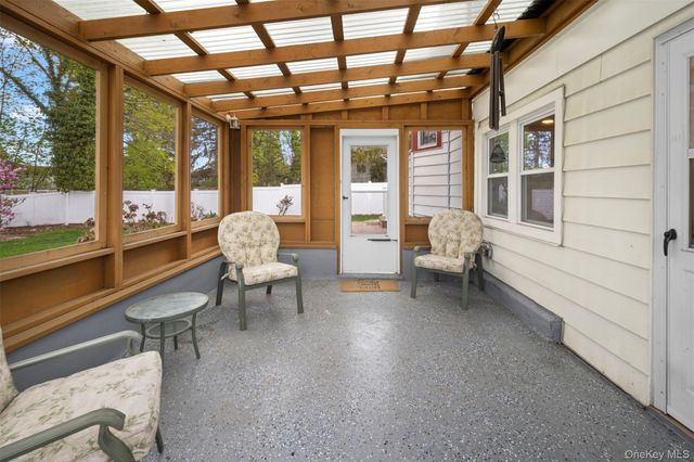 1239 Lynne Street, Baldwin, NY 11510