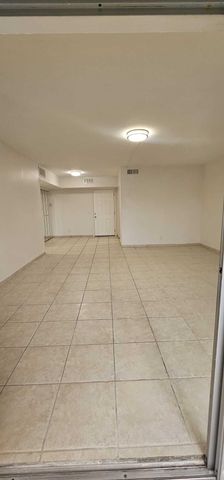 12005 Poinciana Boulevard 102, Royal Palm Beach, FL 33411