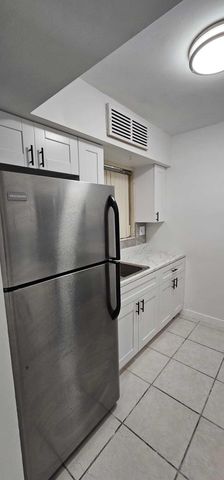 12005 Poinciana Boulevard 102, Royal Palm Beach, FL 33411