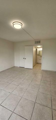 12005 Poinciana Boulevard 102, Royal Palm Beach, FL 33411