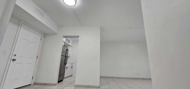 12005 Poinciana Boulevard 102, Royal Palm Beach, FL 33411