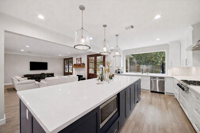 3111 E Hickory Park Circle, Sugar Land, TX 77479