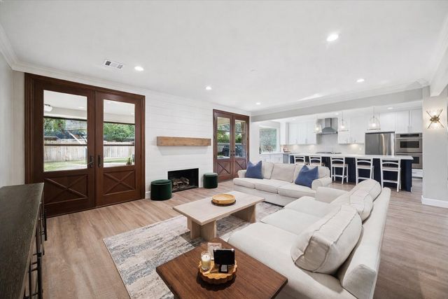 3111 E Hickory Park Circle, Sugar Land, TX 77479