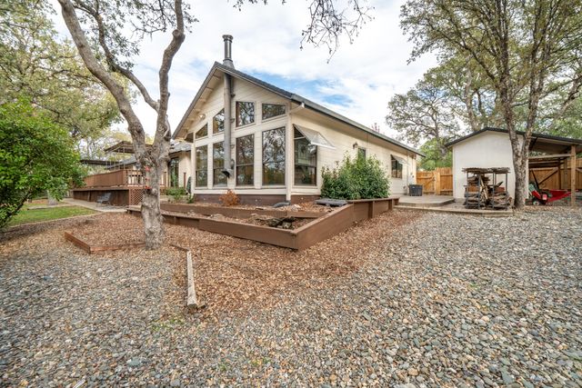 14415 Del Oro Court, Red Bluff, CA 96080