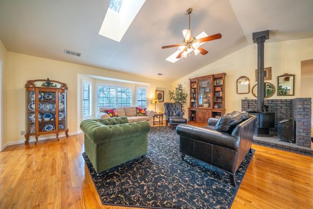 14415 Del Oro Court, Red Bluff, CA 96080