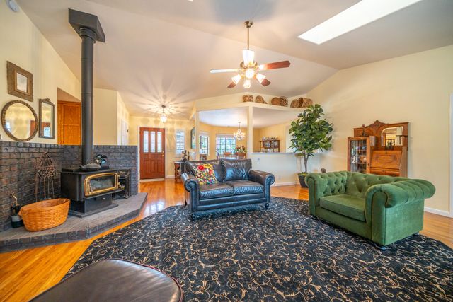 14415 Del Oro Court, Red Bluff, CA 96080