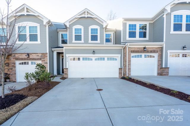 2418 Heathcliff Trail, Fort Mill, SC 29707