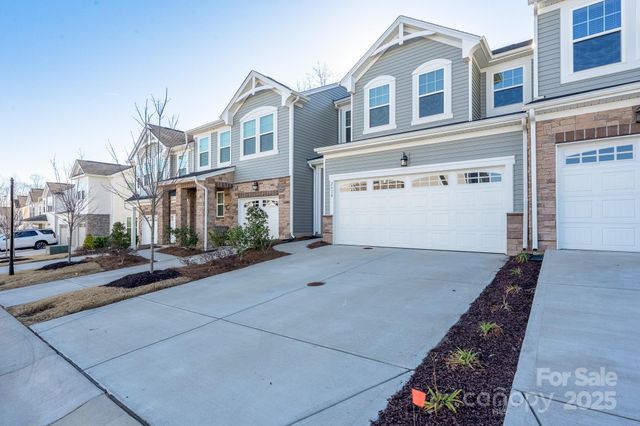 2418 Heathcliff Trail, Fort Mill, SC 29707