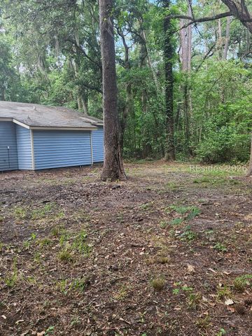 4001 Hodge Dr, Beaufort, SC 29906