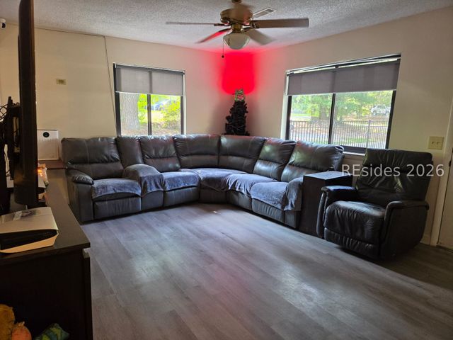 4001 Hodge Dr, Beaufort, SC 29906