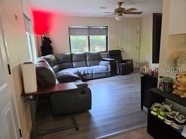 4001 Hodge Dr, Beaufort, SC 29906