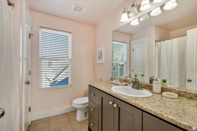 4257 W CLARKS DR, South Jordan, UT 84009